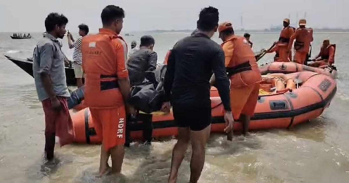 उमानाथ धाम नाव हादसा: अबतक 5 शव बरामद, दो की तलाश जारी, गांव में पसरा मातम