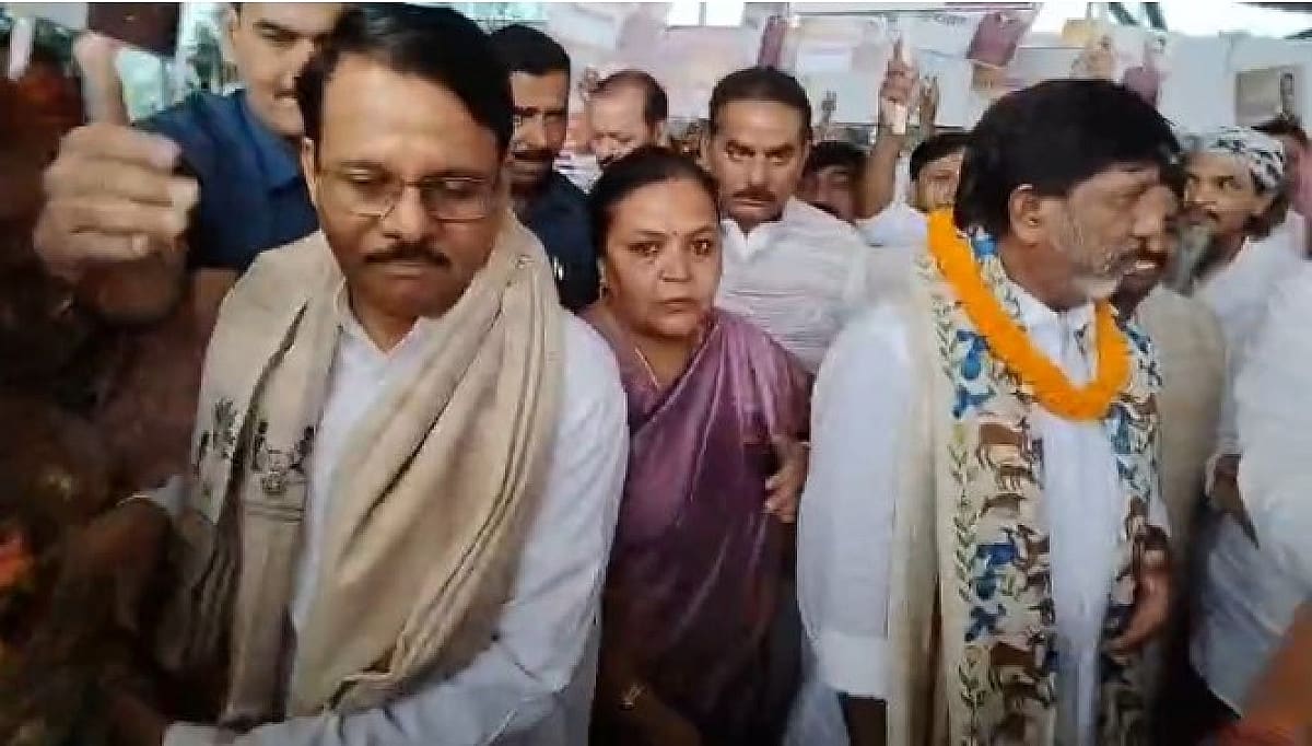 झारखंड में राज्यसभा चुनाव से पहले सियासी हलचल तेज, कांग्रेस प्रदेश प्रभारी के. राजू पहुंचे रांची