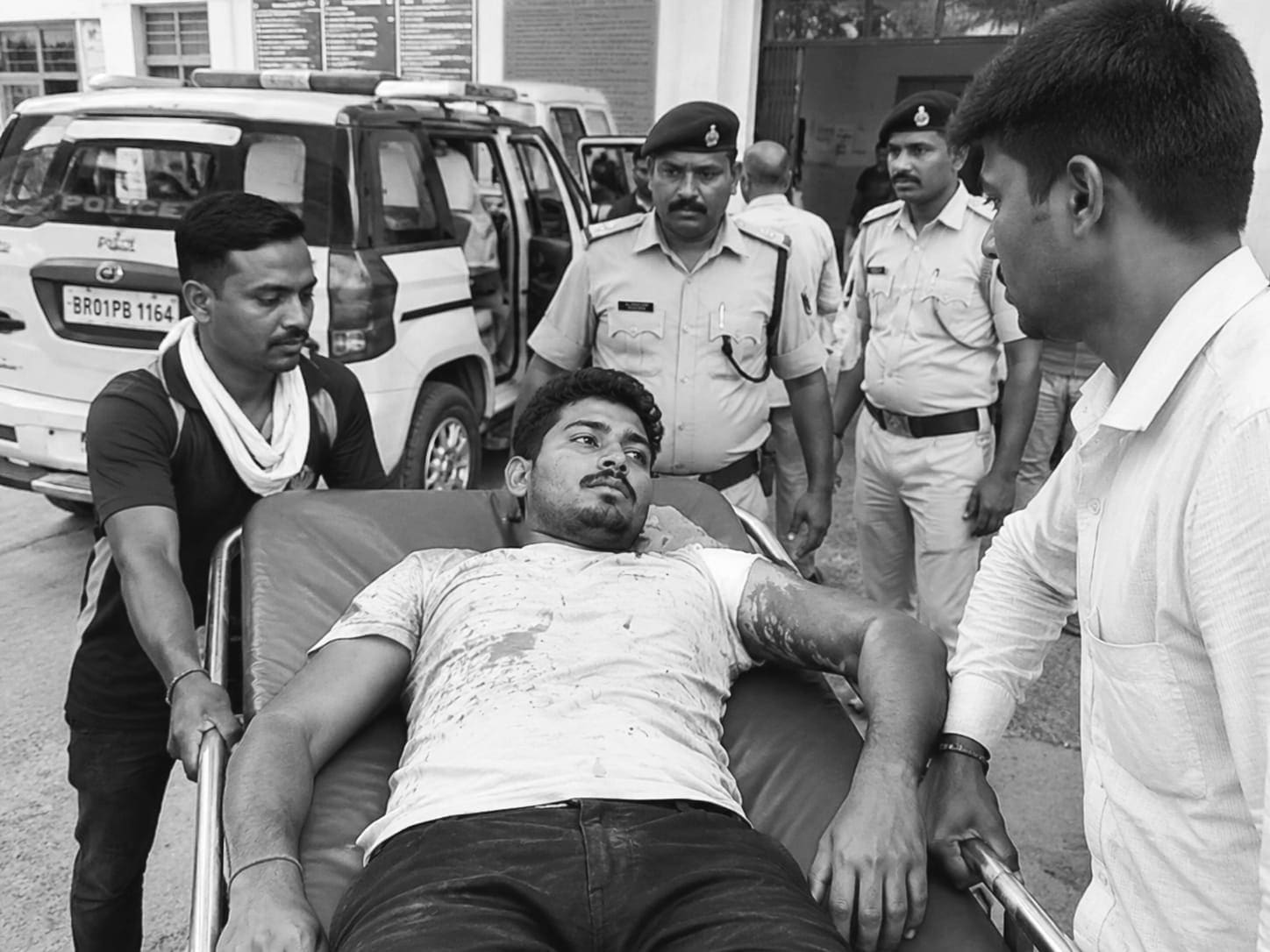 पटना: फतुहा में युवक को मारी गोली, खून से लथपथ हालत में खुद पहुंचा थाना, पढ़िए पूरा मामला