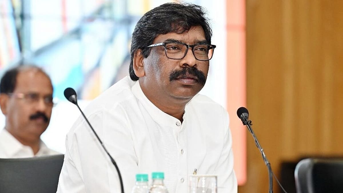 अब गांव-गांव में लगेगा ड्राइविंग लाइसेंस कैंप, जमीन के हर रिकॉर्ड होंगे ऑनलाइन, CM हेमंत सोरेन ने दिए बड़े निर्देश