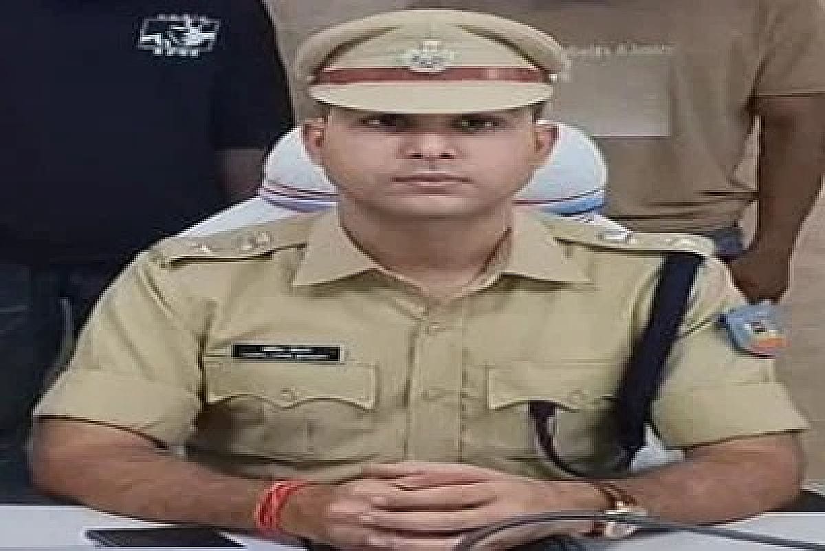 पलामू पुलिस में बड़ा फेरबदल, अब हर 15 दिन में बदलेंगे टीओपी प्रभारी, एसपी ने लागू की नई व्यवस्था
