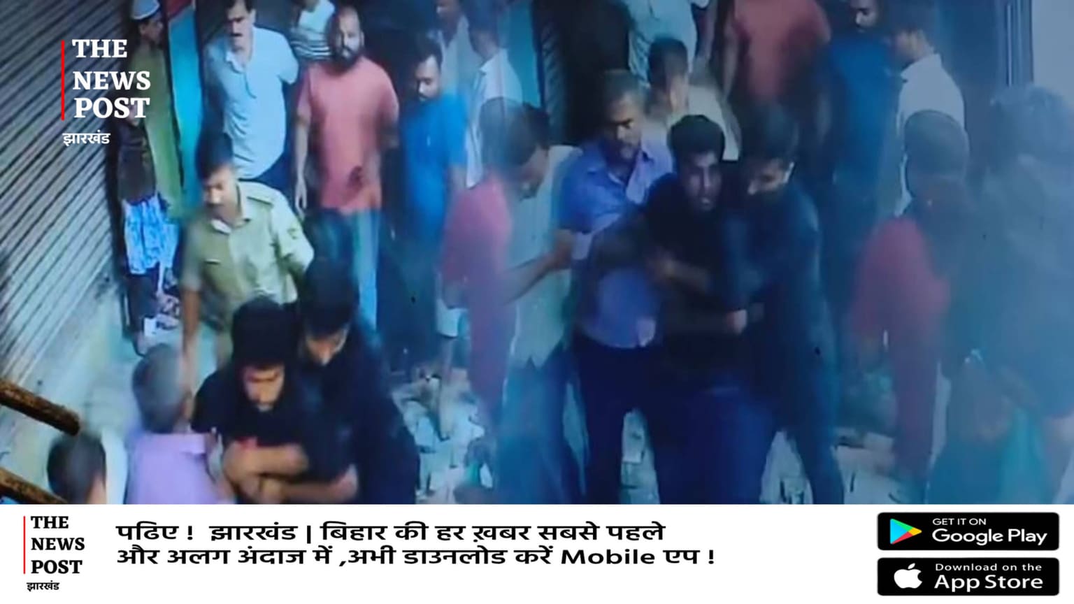 दरोगा से आम के पैसे मांगना पड़ा भारी,वर्दी का रौब दिखाते कर दी पिटाई,वायरल हुआ वीडियो   