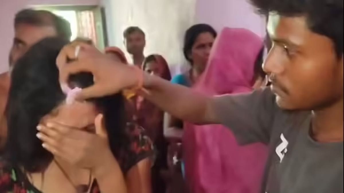 ये रिश्ता क्या कहलाता है! बाप का ही साढ़ू बन बैठा बेटा, मौसी संग आपत्तिजनक हालात में पकड़ाया तो....