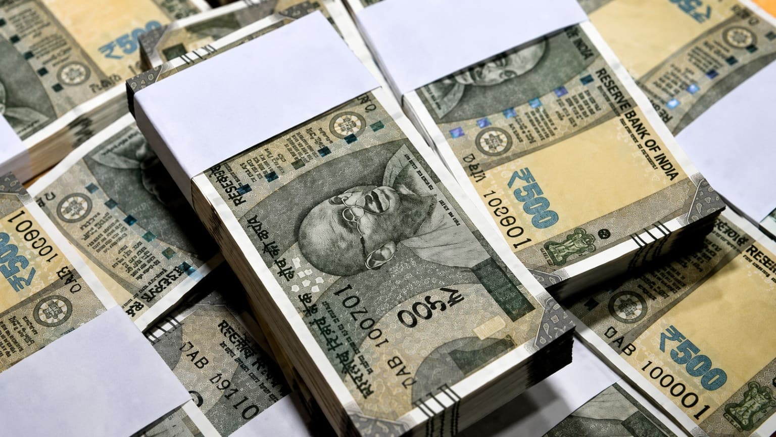 पलामू में पत्नी और ससुर ने स्क्वाड्रन लीडर दामाद से किया ऐसा खेल, पैसों के चक्कर में ऐसा फंसाया और ऐंठ लिए 23 लाख रुपये