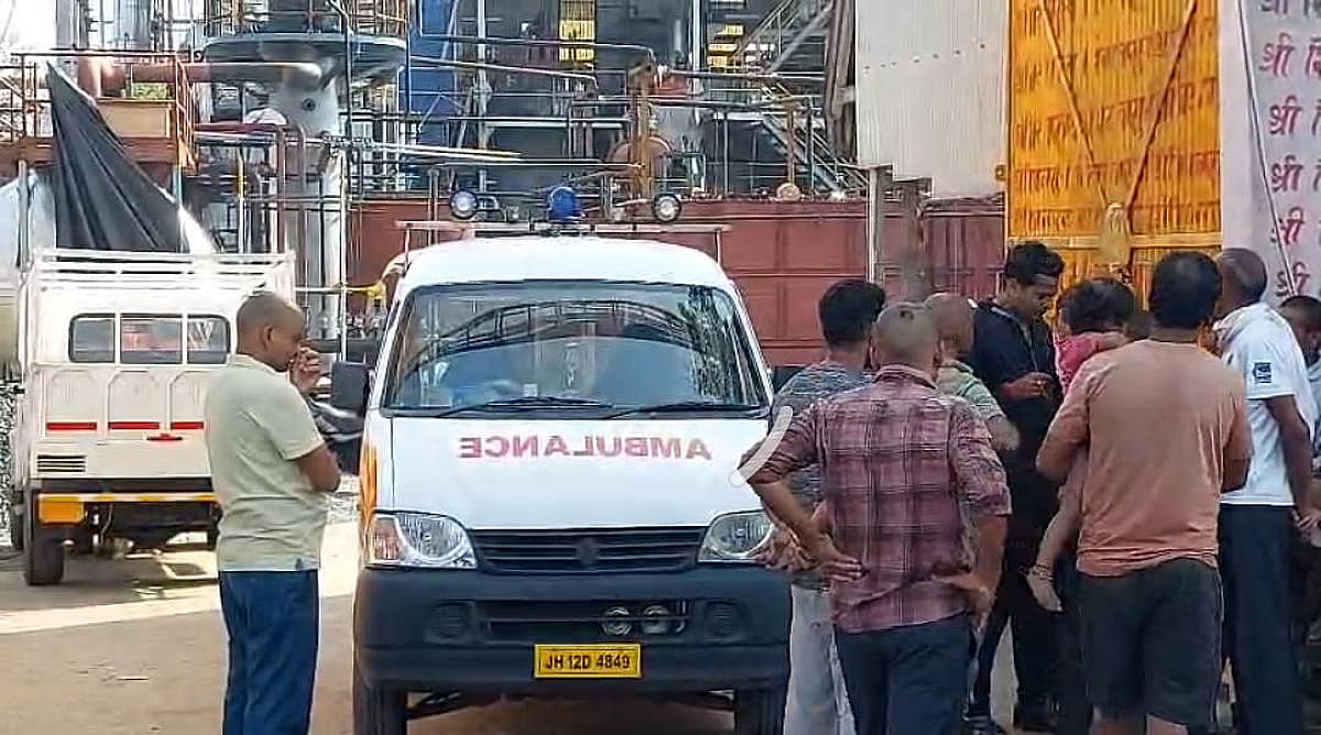 बेटी के हाथ पीले करने से पहले उठी पिता की अर्थी, सड़क हादसे में हुई मौत से मातम में बदली खुशियां