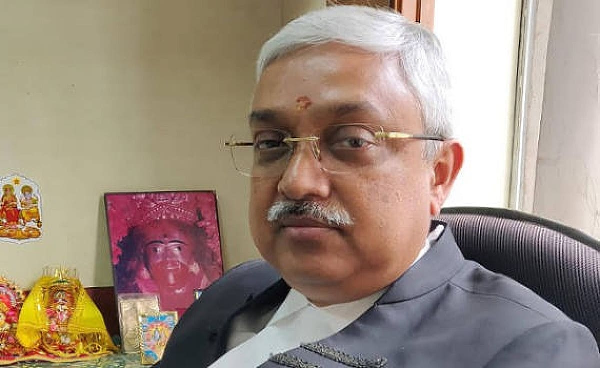 BREAKING: झारखंड के महाधिवक्ता राजीव रंजन ने दिया इस्तीफा! आधिकारिक पुष्टि बाकी