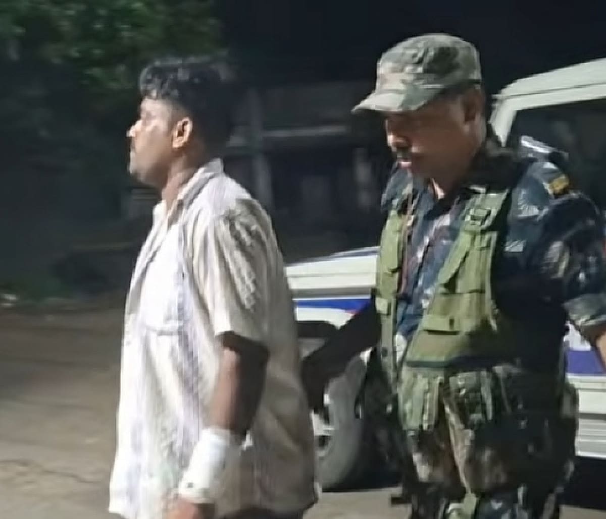 धनबाद में झारखंड के बाहर की युवती के साथ गलत हरकत पर मचा बवाल,पुलिस पहुंची तो जानिए क्या हुआ