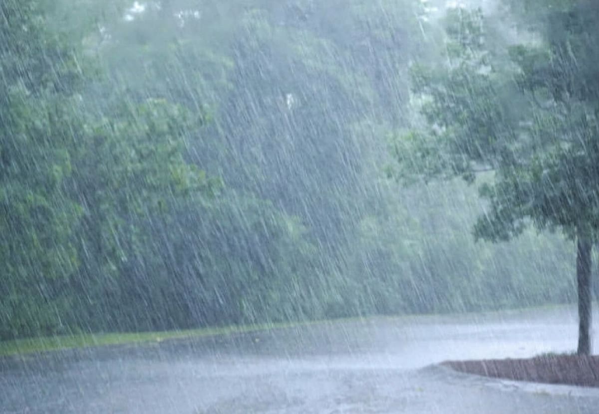 मानसून आया लेकिन राहत नहीं: झारखंड में गर्मी बरकरार, 17 जिलों में आंधी-बारिश का ऑरेंज अलर्ट