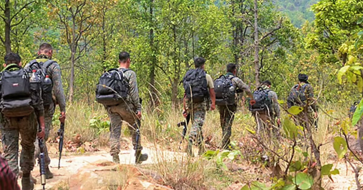 सुरक्षाबलों और नक्सली के बीच मुठभेड़, एक दबोचा गया, तीन हथियार भी बरामद