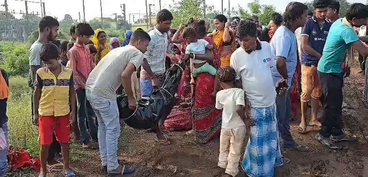 पाकुड़: ट्रेन की चपेट में आने से युवक की मौत, रेलवे ट्रैक पर मिला क्षत-विक्षत शव