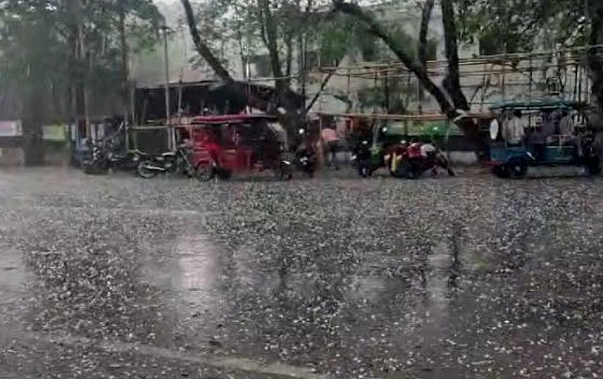 Weather Alert:झारखंड में 28 जून से बदलेगा मौसम का मिजाज, पढ़िये बारिश पर बड़ा अपडेट