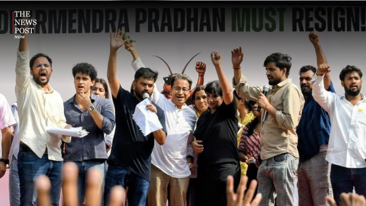 कोकरोच का आज आखिरी अल्टीमेटम, प्रधान ने इस्तीफा नहीं दिया तो होगा बड़ा आंदोलन