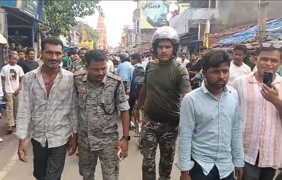 सरायकेला: ज्वेलरी शॉप में चोरी का प्रयास, भागनें के क्रम में 2 पकड़ाए