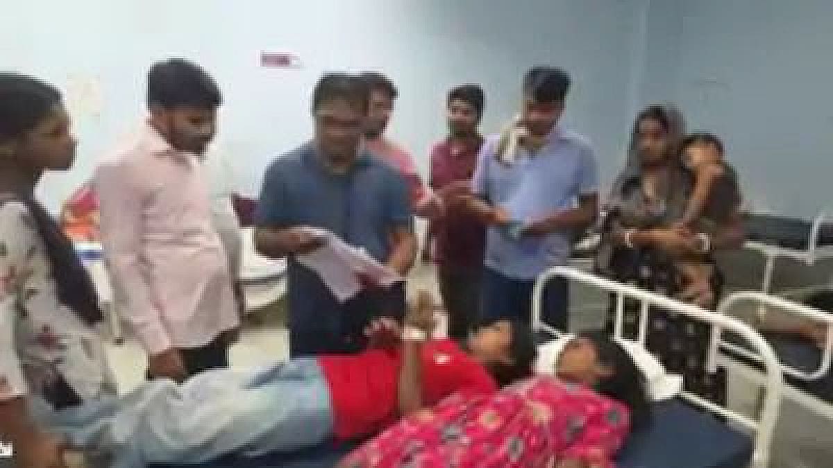 गोपालगंज:दूध से बना पकवान खाने के बाद एक ही परिवार के 10 लोगों की बिगड़ी तबीयत, अस्पताल में भर्ती