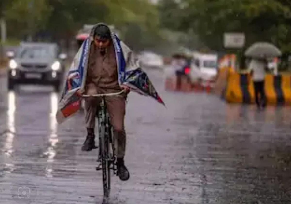 Weather Alert:झारखंड में आज दिखेगा आंधी-तूफान का व्यापक असर! इन 12 जिलों में गरज के साथ बारिश का अलर्ट