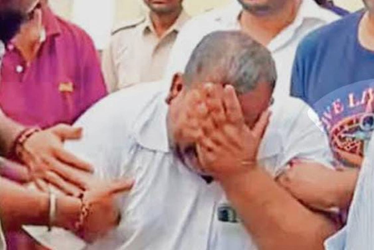 जमशेदपुर बंद के बीच TMH अस्पताल पर फिर भड़का हिमांशु सिंह के पिता का गुस्सा, जमकर किया हंगामा