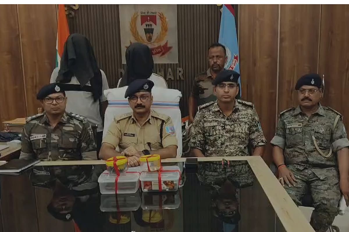 देवघर: 7.31 ग्राम ब्राउन शुगर के साथ दो ड्रग पैडलर गिरफ्तार