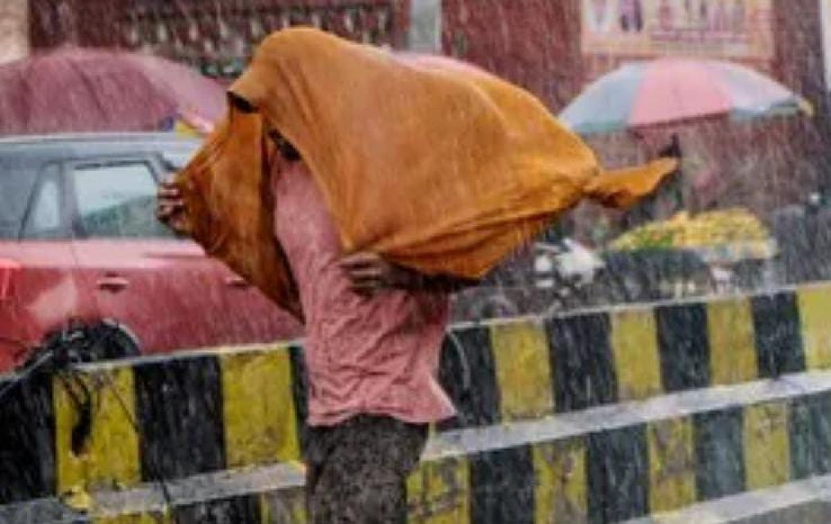 Weather Alert:झारखंड में अगले 3 दिनों तक होगी लगातार बारिश, IMD ने इन जिलों के लिए जारी किया अलर्ट