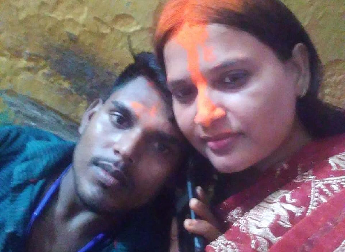मामला थोड़ा पेचीदा है ! शादीशुदा प्रेमिका को घर छोड़ने पहुंचा था प्रेमी, फिर घरवालों ने जो किया, देखें वीडियो
