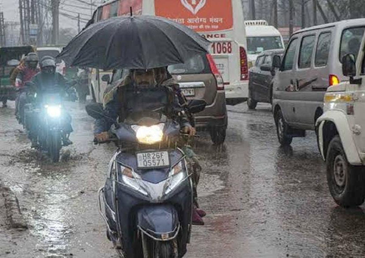 Weather Alert:आज झारखंड के 14 जिलों में होगी भारी बारिश,आंधी-तूफान और वज्रपात का अलर्ट जारी