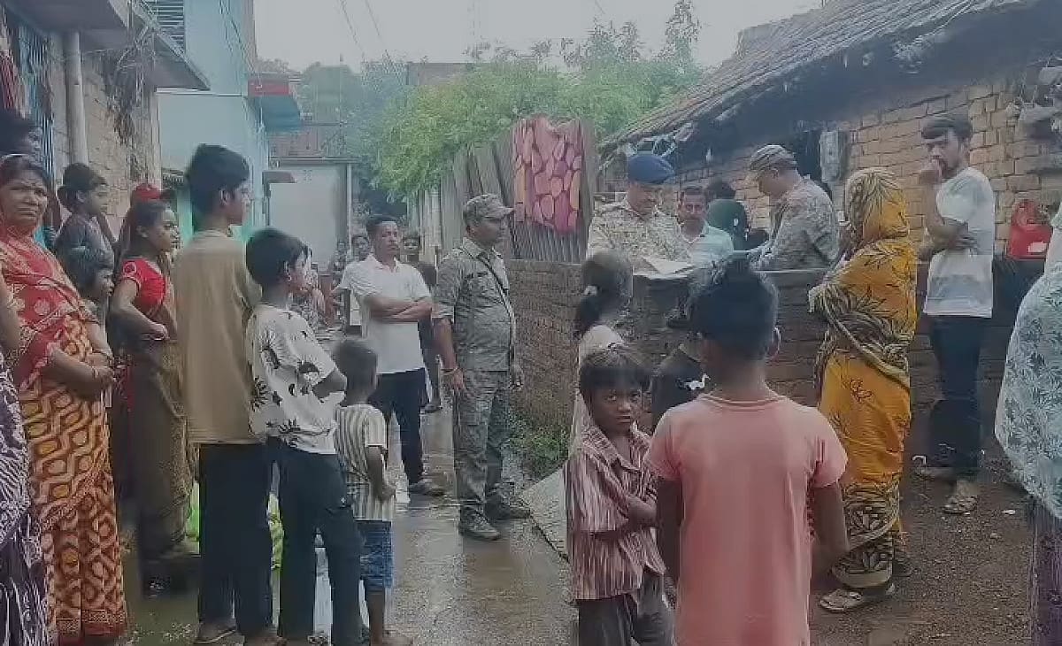 पाकुड़ में फंदे से लटका मिला युवक का शव, पारिवारिक तनाव के बीच आत्महत्या की आशंका