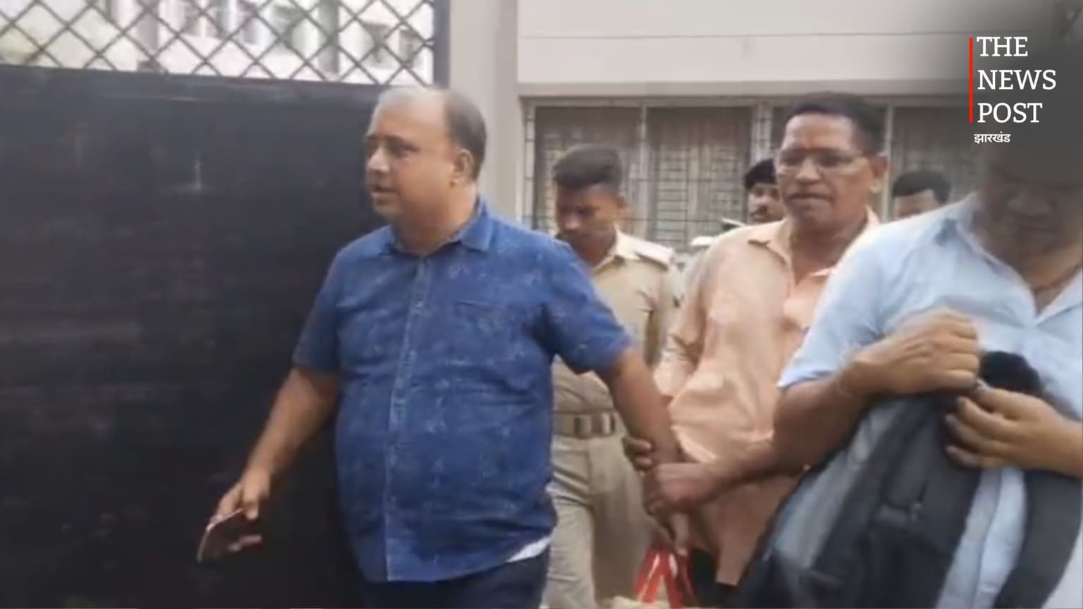 सीतामढ़ी में बाजपट्टी के सीओ प्रभात कुमार निगरानी टीम के हत्थे चढ़े, प्रशासनिक महकमे में मचा हड़कंप