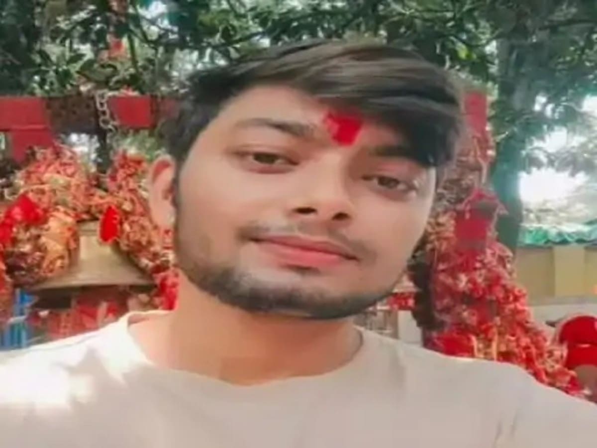 रांची: बेहोशी का फायदा उठाकर एयर होस्टेस की छात्रा से दुष्कर्म, आपत्तिजनक वीडियो बनाकर किया ब्लैकमेल, फिर.....