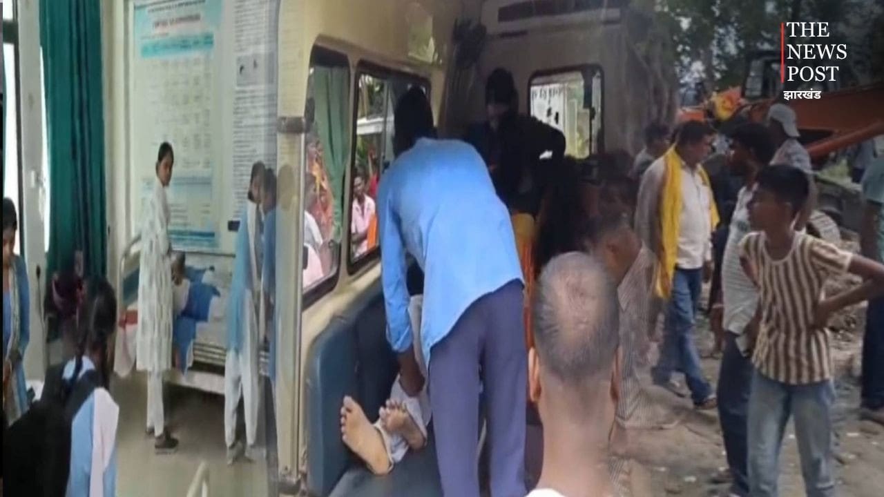मुजफ्फरपुर: नाला खुदाई में फटी PNG गैस पाइपलाइन, सात छात्राएं बेहोश, इलाके में मचा हड़कंप