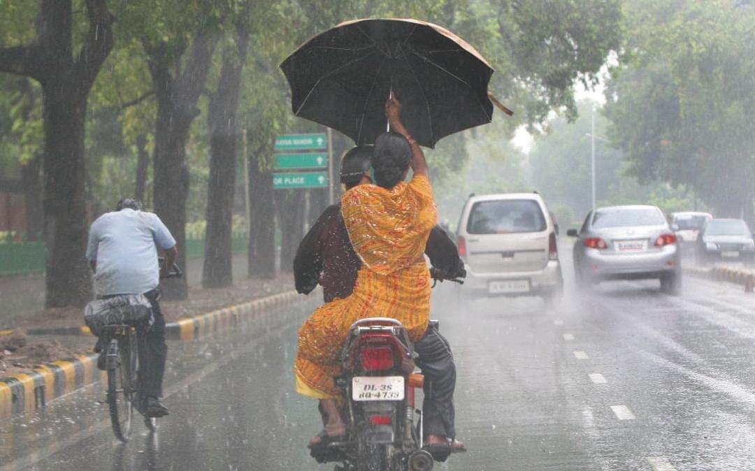 Weather Alert:अगले 5 दिनों तक झारखंड पर दिखेगा निम्न दबाव का व्यापक असर, 12 जिलों में भारी बारिश की संभावना