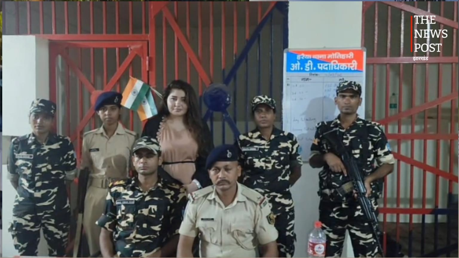 भारत-नेपाल सीमा पर उज्बेकिस्तान की महिला गिरफ्तार, फर्जी आधार कार्ड से भारत मेंआ रह रही थी