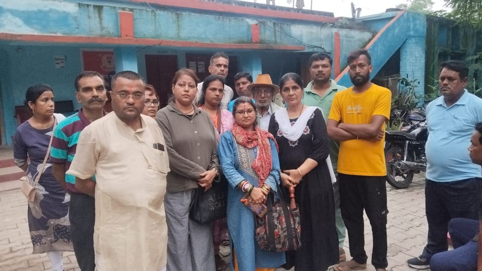 जमशेदपुर: बागबेड़ा में महिला रेल कर्मी से स्नैचिंग का प्रयास, एक बदमाश को लोगों ने पकड़ा