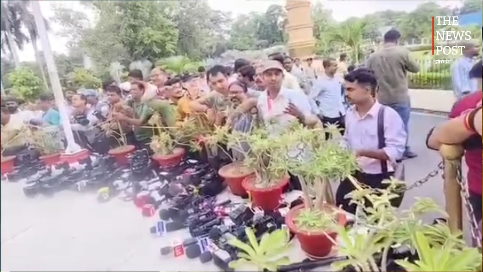 बिहार विधानसभा में पत्रकारों की हड़ताल, पास रद्द होने पर कवरेज का बहिष्कार, CM से हस्तक्षेप की अपील