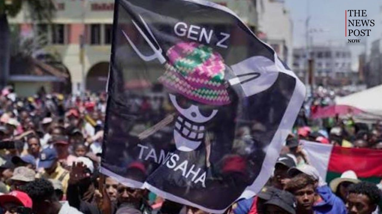Gen-Z के विरोध प्रदर्शन में क्यों लहराया जा रहा है 'वन पीस' का पायरेट फ्लैग? जानिए इसका मतलब