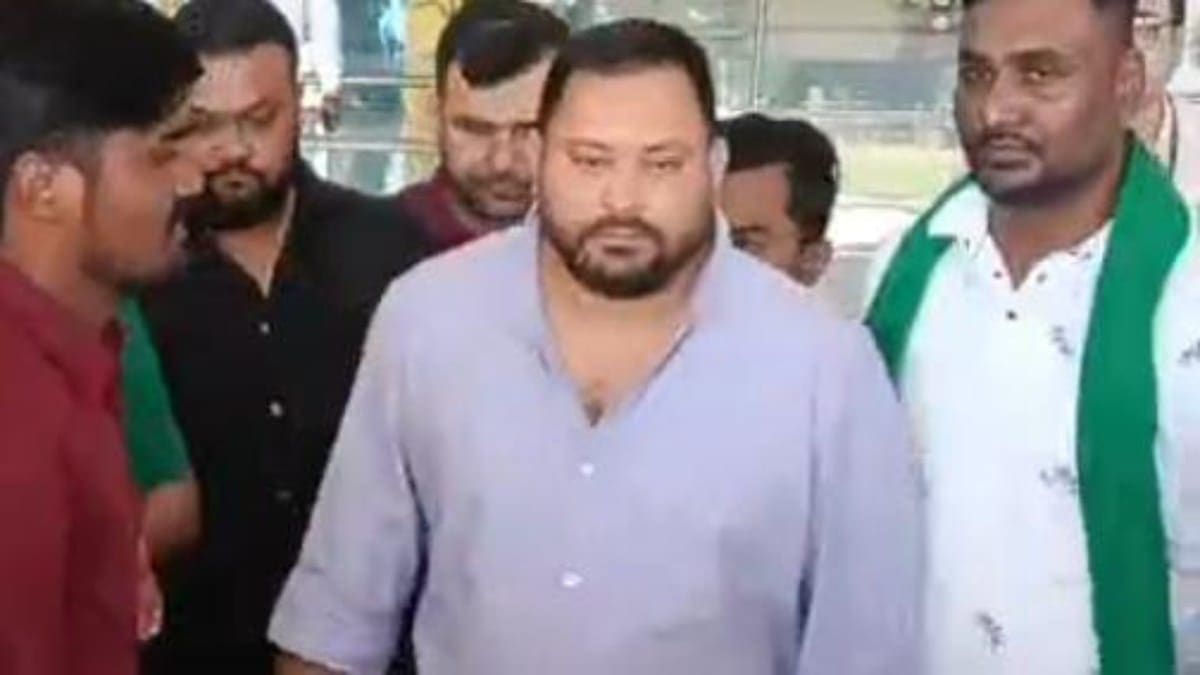 विदेश दौरे से लौटते ही तेजस्वी का नीतीश सरकार पर बड़ा हमला, छात्रों को लेकर दिया अल्टीमेटम