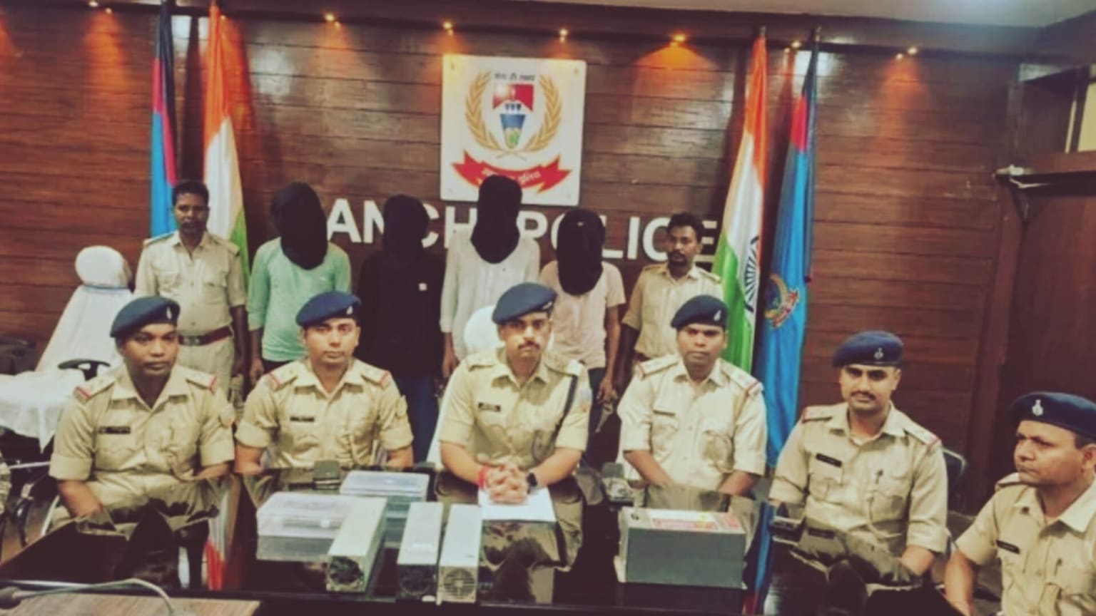 रांची में मोबाइल टावर चोरी गिरोह का भंडाफोड़, 33 वारदातों का खुलासा, चार गिरफ्तार