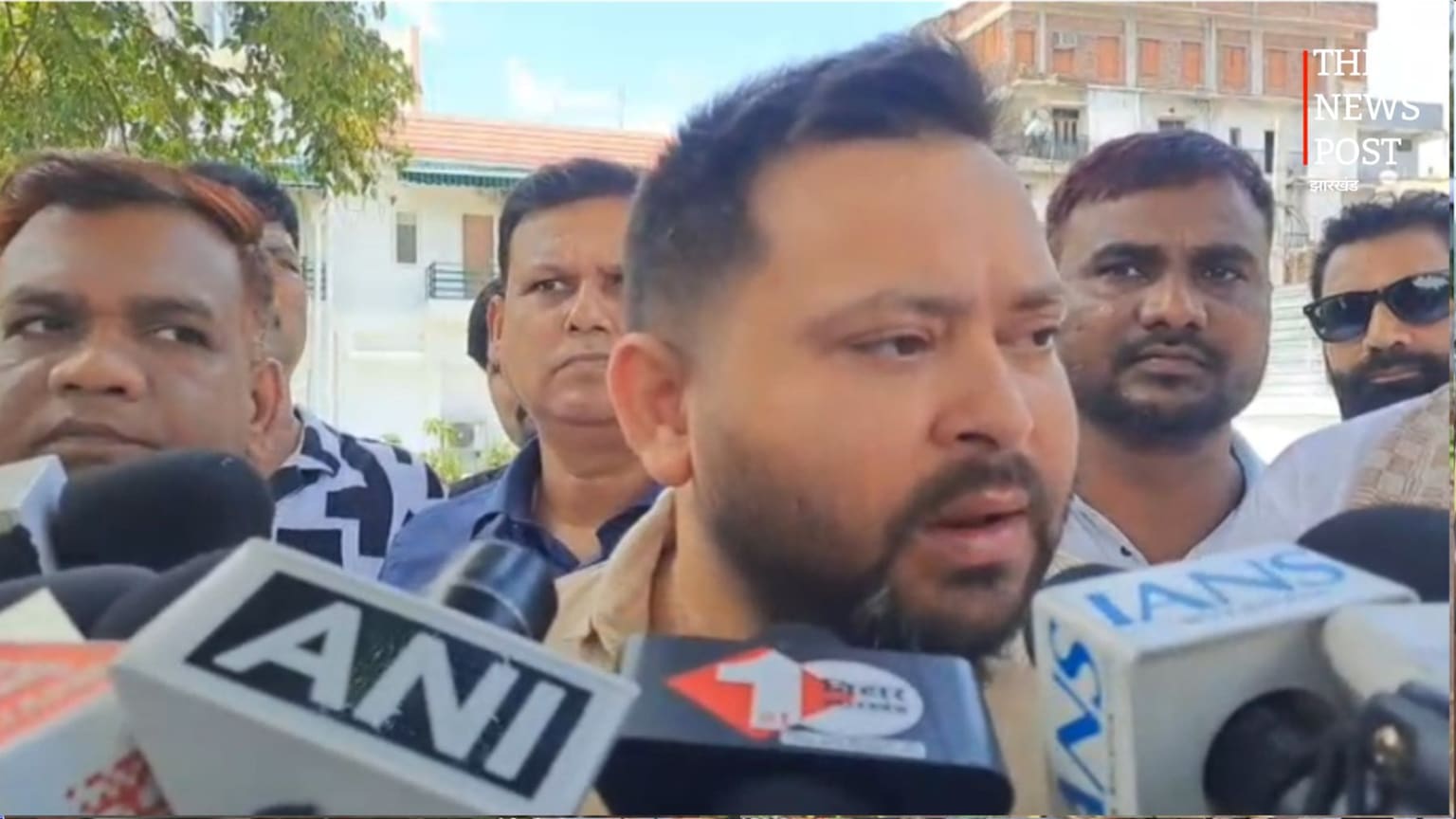 तेजस्वी यादव का बड़ा ऐलान, 'हमारी सरकार बनी तो छात्र आंदोलन में घायल और जेल गए छात्रों को देंगे पेंशन