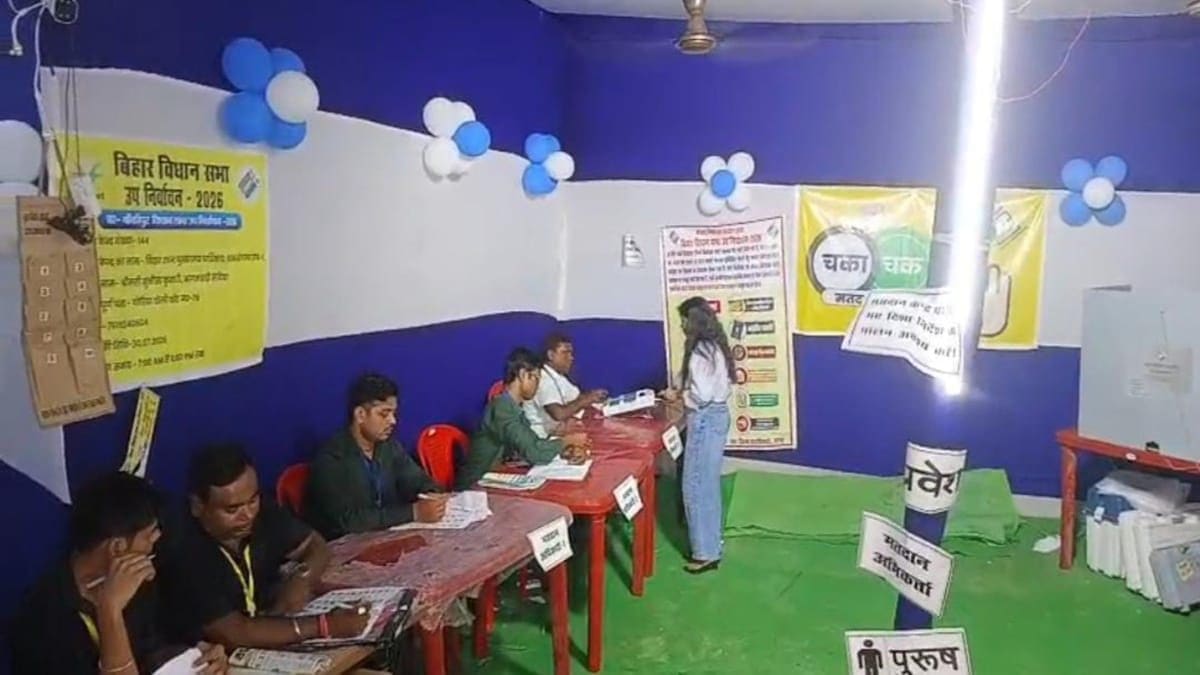 Bankipur By-Election: 422 बूथों पर मतदान शुरू, कंट्रोल रूम से हर गतिविधि पर चुनाव आयोग की पैनी नजर
