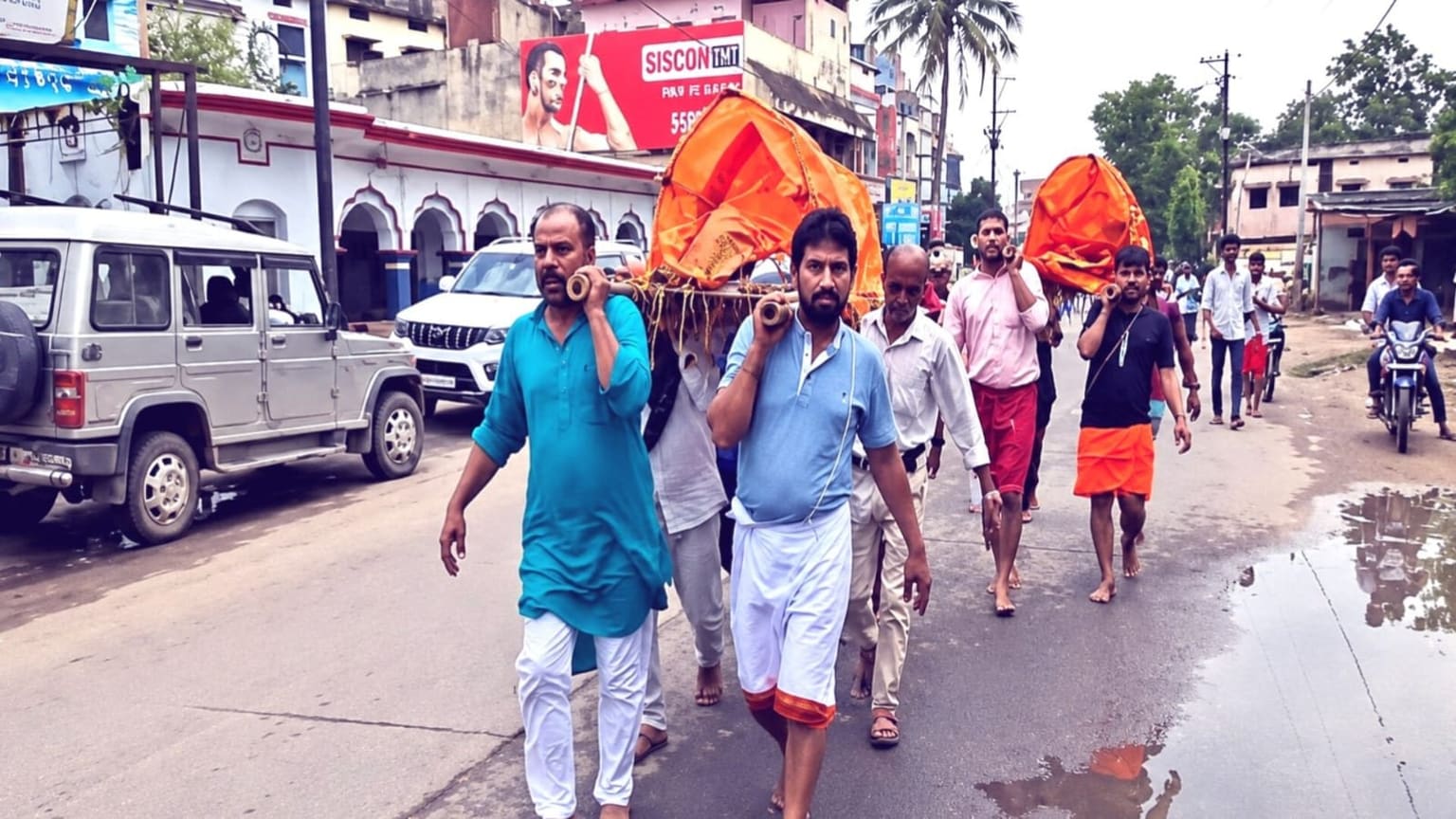 सात जन्मों का वादा हुआ पूरा, पत्नी की मौत के घंटे बाद पति ने भी त्याग दिए प्राण, परिवार में शोक