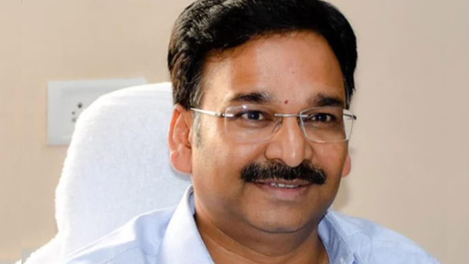 IAS विनय चौबे के जेल से बाहर आने का रास्ता साफ, शराब घोटाले के बाद हजारीबाग जमीन घोटाला मामले में भी सुप्रीम कोर्ट से मिली जमानत