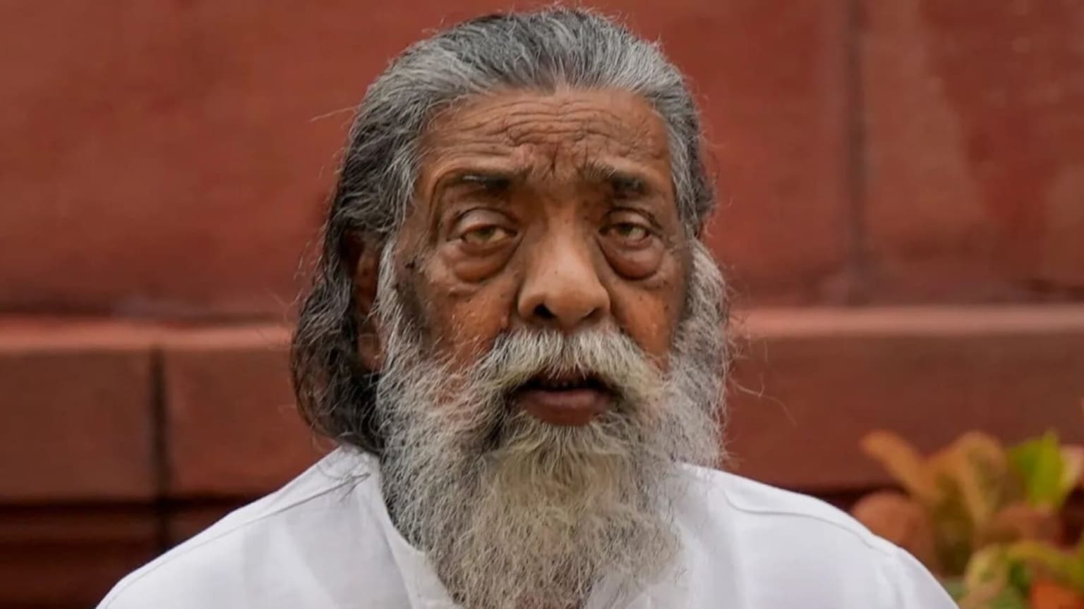 दिशोम गुरु शिबू सोरेन की पहली पुण्यतिथि आज, नेमरा में 14 फीट प्रतिमा का होगा लोकार्पण