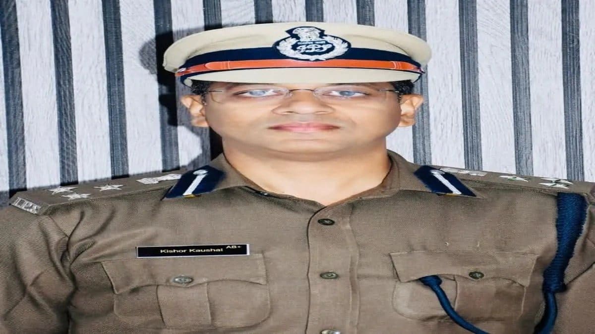 पलामू में पुलिस जांच पर DIG का एक्शन, 11 केसों में लापरवाही पर DSP समेत 5 अफसरों को शोकॉज