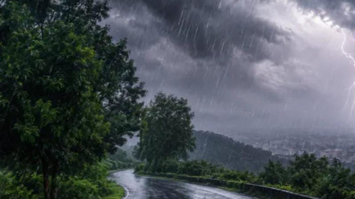 Weather Alert:झारखंड में आज भी बदला रहेगा मौसम, कई जिलों में भारी बारिश और वज्रपात का अलर्ट