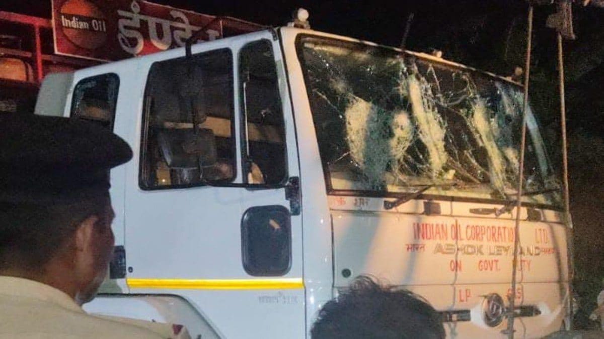बेतिया में दर्दनाक हादसा, छठियार कार्यक्रम में घुसी बेकाबू बस, 5 की मौत, आधा दर्जन घायल