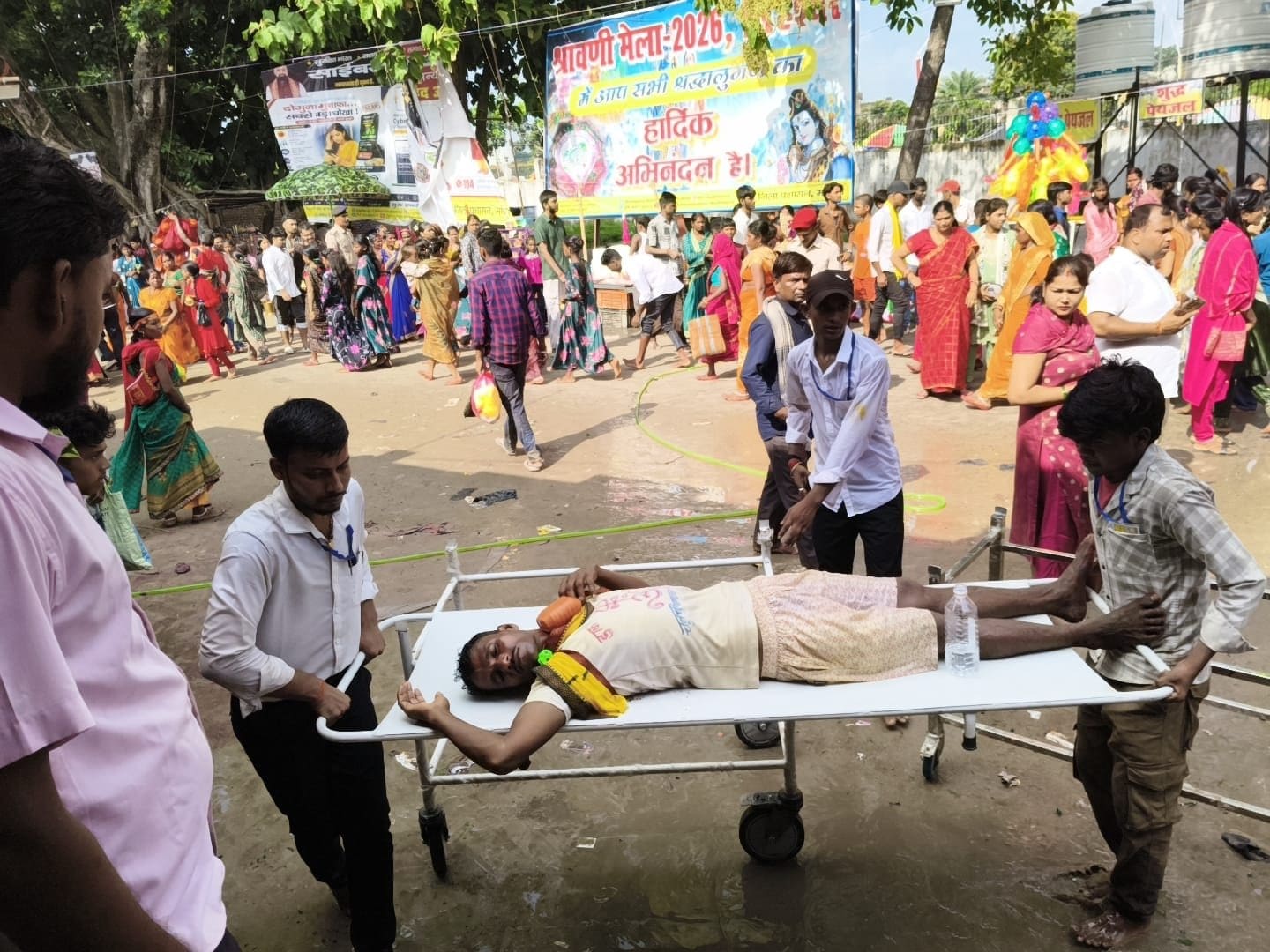 सावन की अंतिम सोमवारी पर मधेपुरा के सिंहेश्वर धाम में भगदड़, आधा दर्जन श्रद्धालु के साथ एक पुलिसकर्मी भी घायल