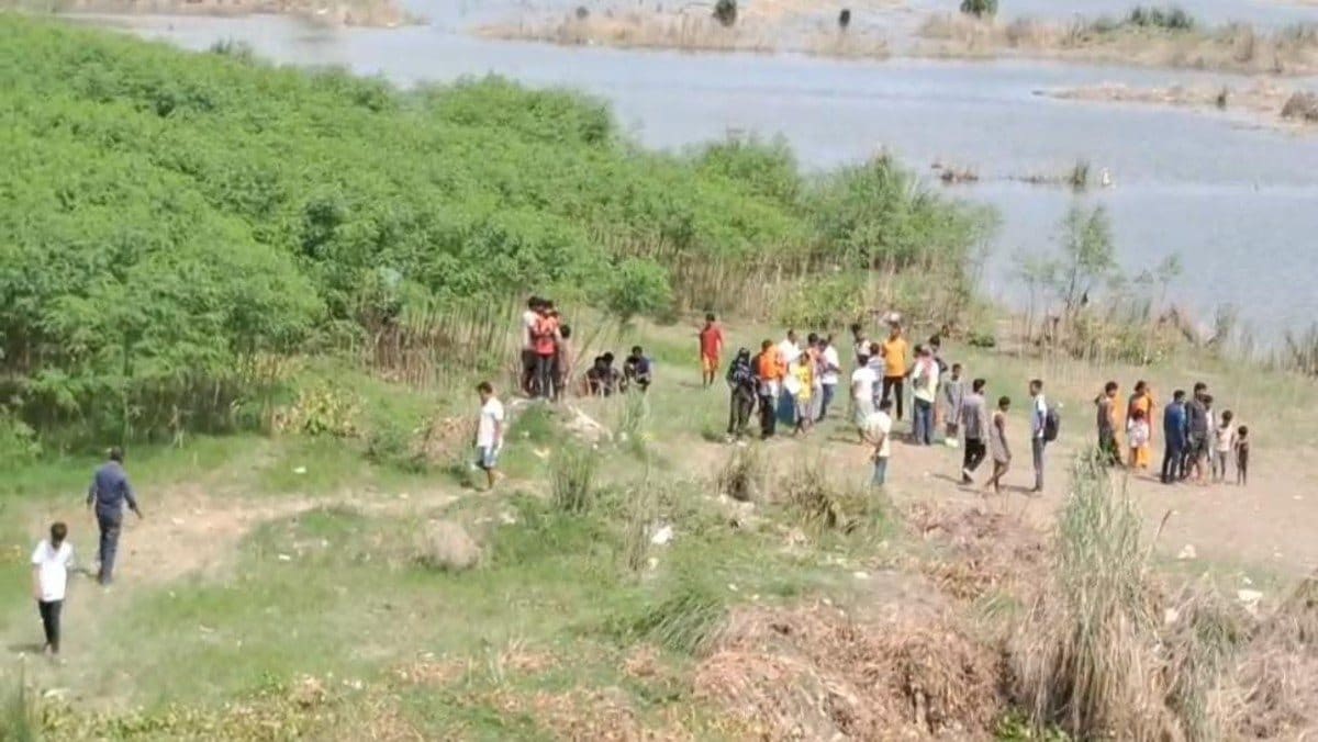 मुजफ्फरपुर में संदिग्ध परिस्थितियों में मां-बेटे की मौत, बूढ़ी गंडक नदी से शव बरामद, जांच में जुटी पुलिस