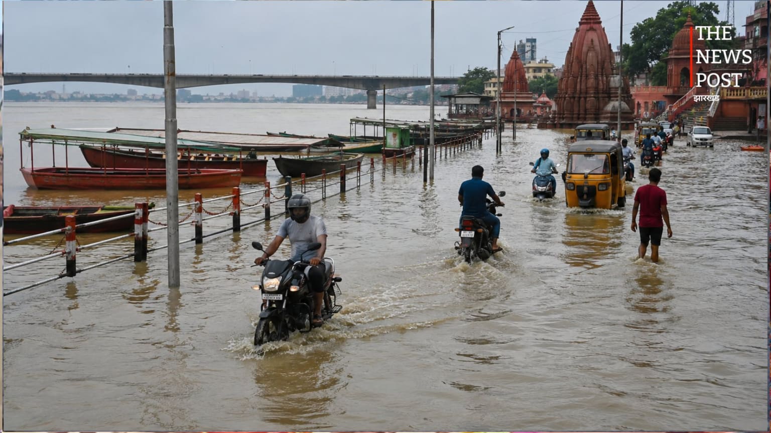 पटना में गंगा का बढ़ा जलस्तर, कई घाट जलमग्न, महावीर घाट की सड़क पर तीन फीट तक पानी