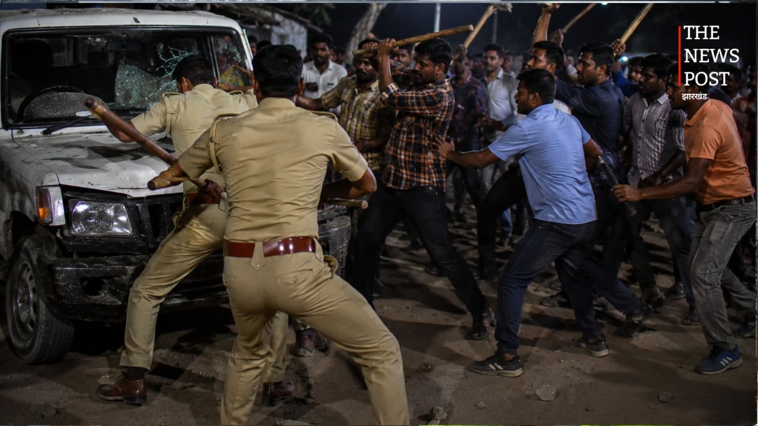 सीवान: शराब तस्करों का पीछा करना पड़ा भारी, उत्पाद विभाग की टीम पर हमला, गाड़ी में भी हुई तोड़फोड़