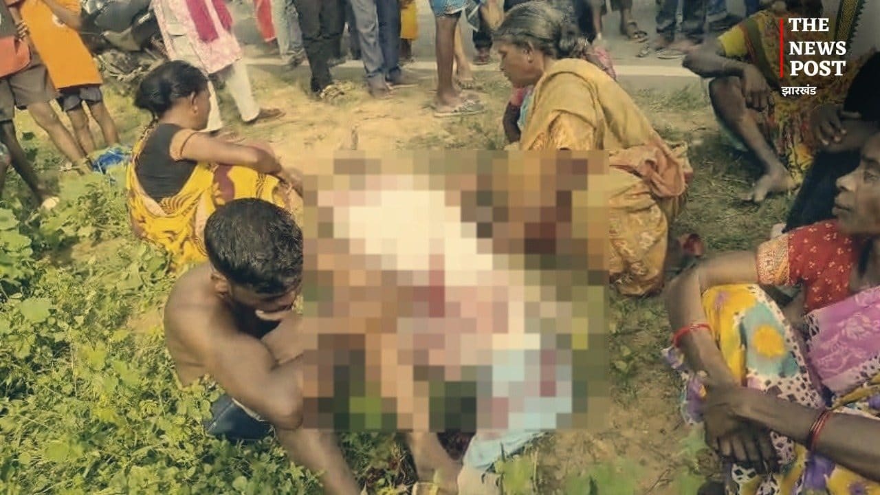 गुमला में बड़ा हादसा! ट्रैक्टर ने बाइक को मारी सीधी टक्कर, दो युवकों की मौके पर मौत