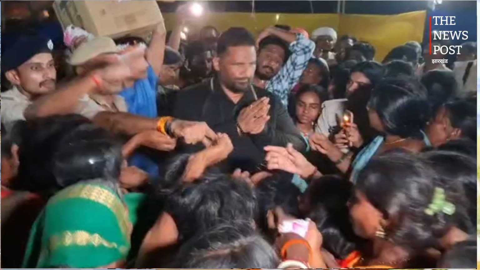 हाजीपुर में पप्पू यादव की ‘सरप्राइज एंट्री’, बाढ़ राहत कैंप के खाने पर उठाए सवाल