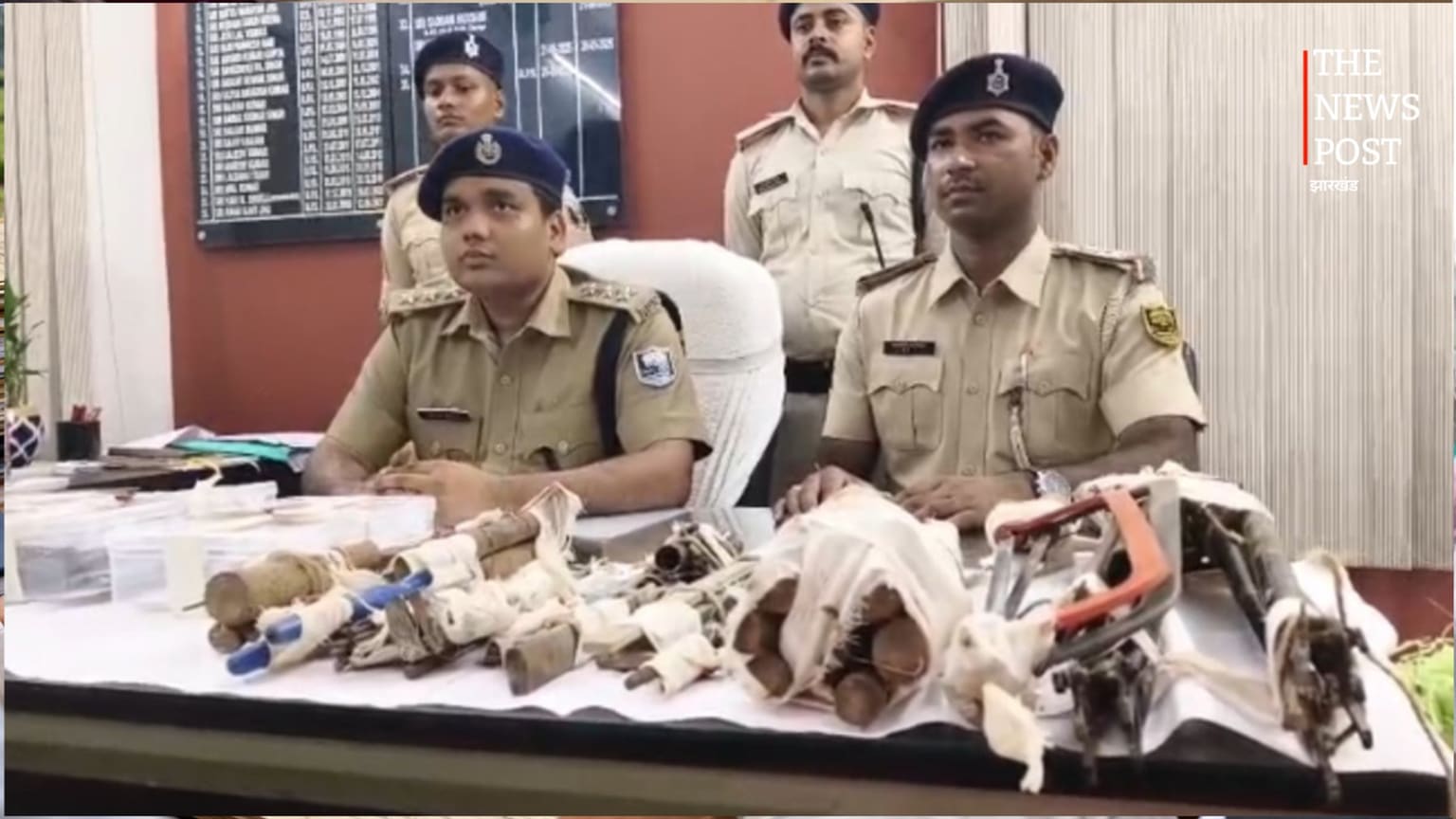 कटिहार में अवैध मिनी गन फैक्ट्री का भंडाफोड़, हथियार और उपकरण बरामद, तीन आरोपी गिरफ्तार